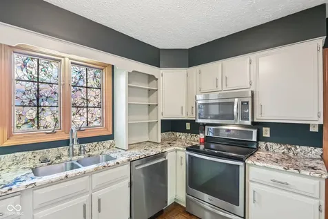 5214 Fawn Hill Court Indianapolis IN 46226