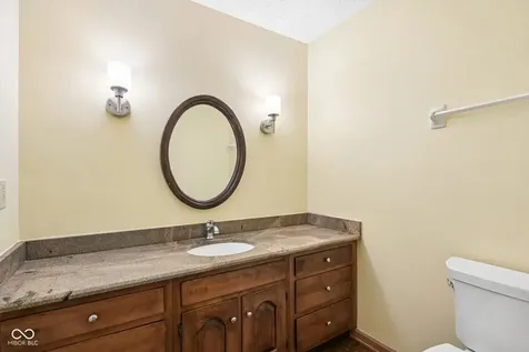 5214 Fawn Hill Court Indianapolis IN 46226