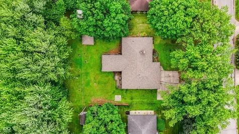 1152 E Cragmont Drive Indianapolis IN 46227