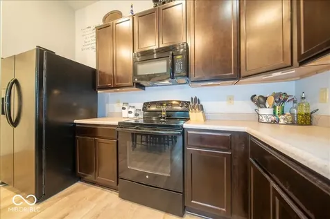 6407 Clary Circle Drive Greenwood IN 46143