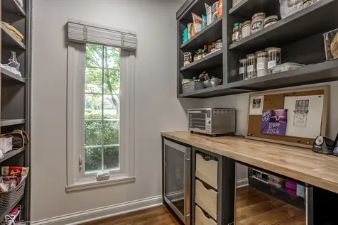 4626 Woods Edge Drive Zionsville IN 46077