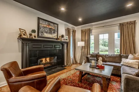 4626 Woods Edge Drive Zionsville IN 46077
