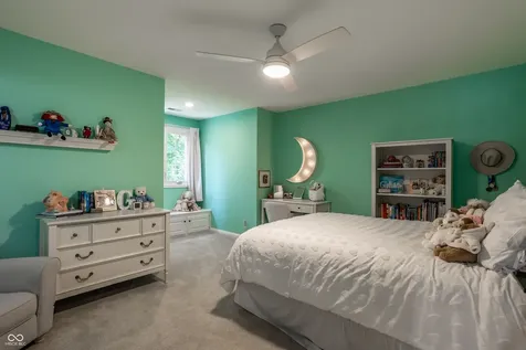 4626 Woods Edge Drive Zionsville IN 46077