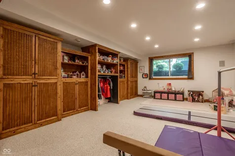 4626 Woods Edge Drive Zionsville IN 46077