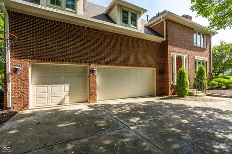 4626 Woods Edge Drive Zionsville IN 46077