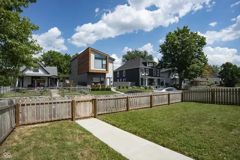 562 N Keystone Avenue Indianapolis IN 46201