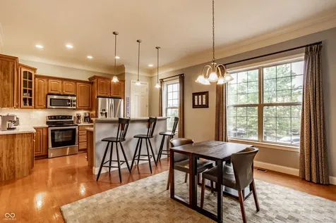 207 Wakefield Way Zionsville IN 46077
