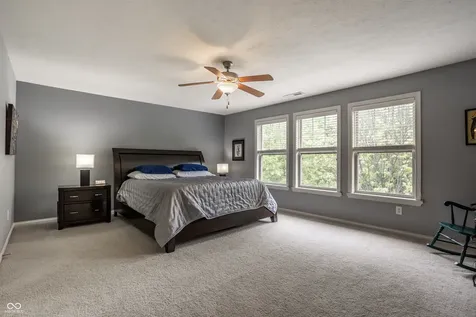 207 Wakefield Way Zionsville IN 46077