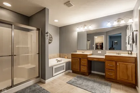 207 Wakefield Way Zionsville IN 46077
