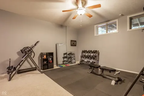 207 Wakefield Way Zionsville IN 46077