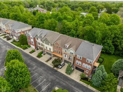 207 Wakefield Way Zionsville IN 46077