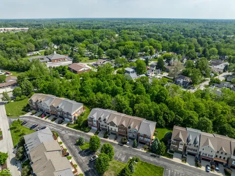 207 Wakefield Way Zionsville IN 46077