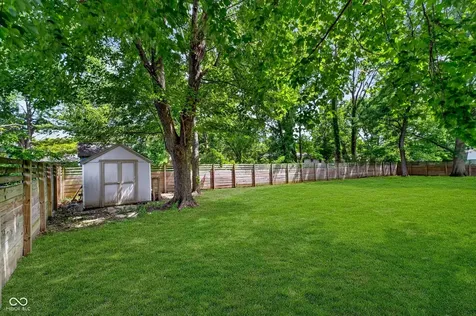 8801 Gunpowder Drive Indianapolis IN 46256