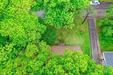 1609 E Woodland Drive Bloomington IN 47408