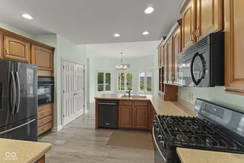 1846 S Fox Cove Boulevard New Palestine IN 46163