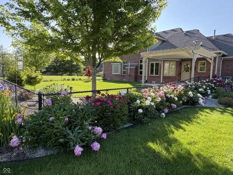 1846 S Fox Cove Boulevard New Palestine IN 46163