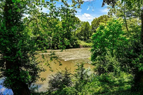 5625 Sunset Lane Indianapolis IN 46228