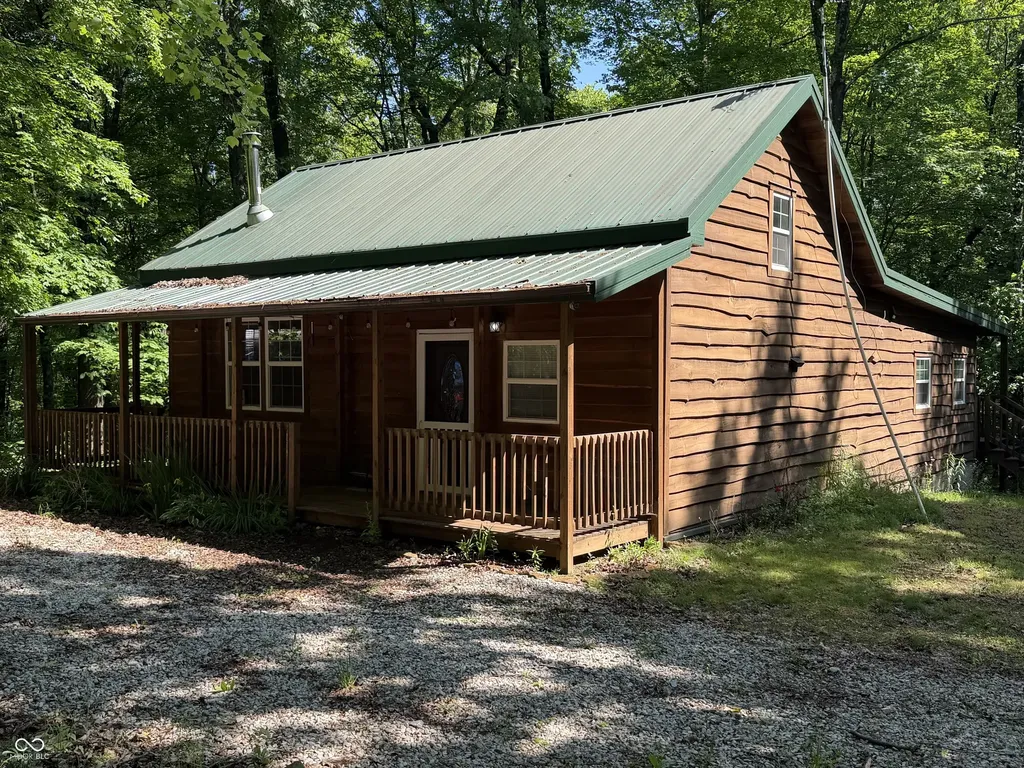 4420 S Calloway Drive Hardinsburg IN 47125