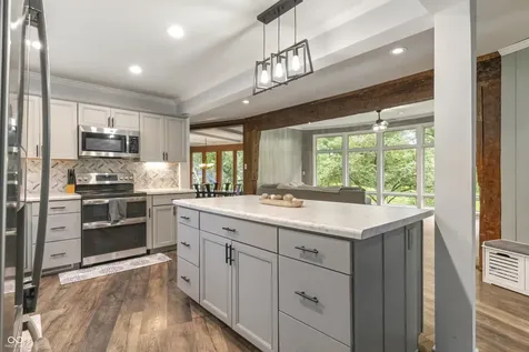 10 Overlook Drive Anderson IN 46011