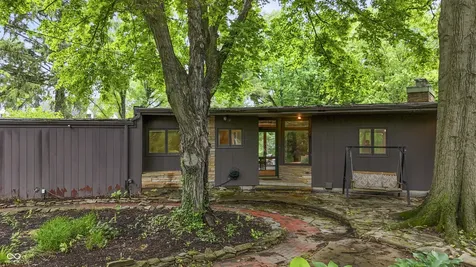10 Overlook Drive Anderson IN 46011