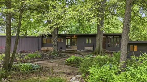 10 Overlook Drive Anderson IN 46011