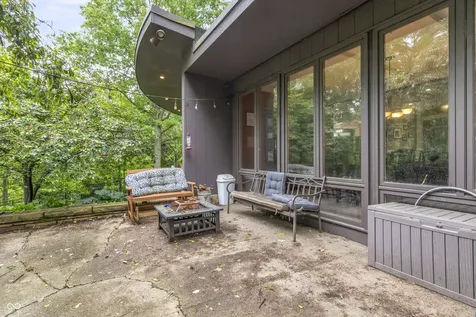 10 Overlook Drive Anderson IN 46011