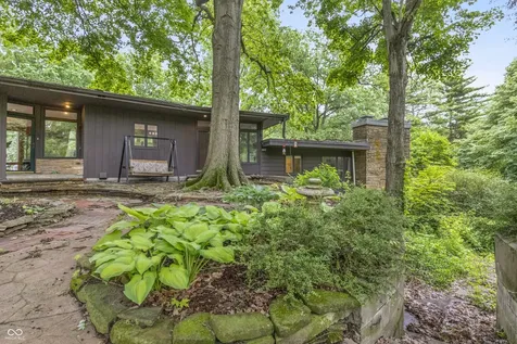 10 Overlook Drive Anderson IN 46011