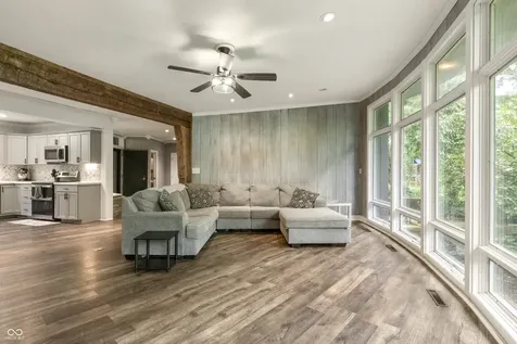 10 Overlook Drive Anderson IN 46011