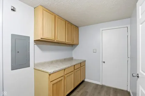 11357 Wood Creek Drive Carmel IN 46033