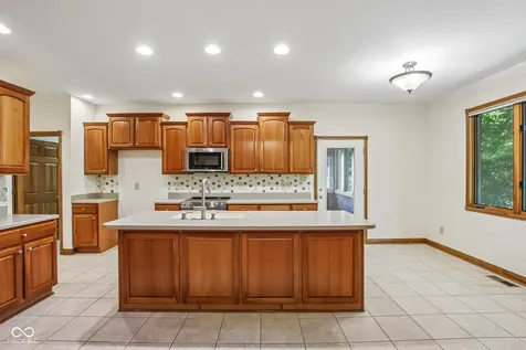 142 E Banta Road Indianapolis IN 46227
