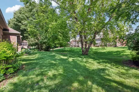 142 E Banta Road Indianapolis IN 46227