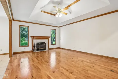142 E Banta Road Indianapolis IN 46227