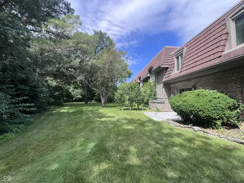 5533 Roxbury Terrace Indianapolis IN 46226