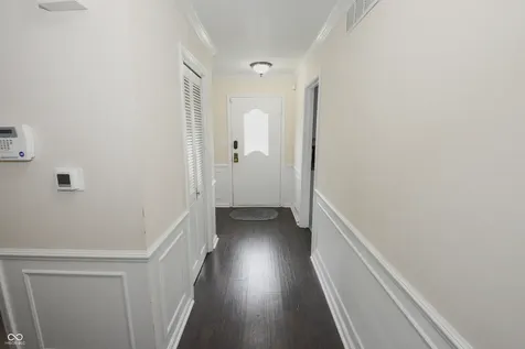 5533 Roxbury Terrace Indianapolis IN 46226