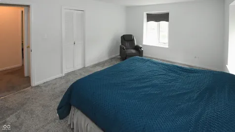 5533 Roxbury Terrace Indianapolis IN 46226
