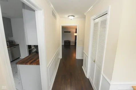5533 Roxbury Terrace Indianapolis IN 46226