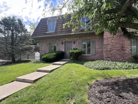 5533 Roxbury Terrace Indianapolis IN 46226