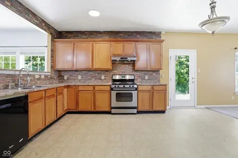 368 Legacy Boulevard Greenwood IN 46143