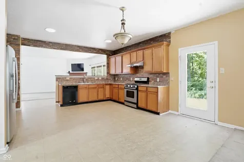 368 Legacy Boulevard Greenwood IN 46143