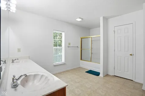 368 Legacy Boulevard Greenwood IN 46143
