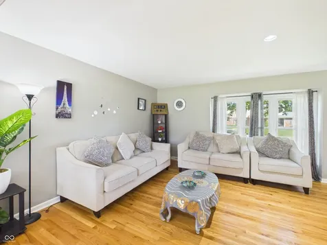 7931 Buckskin Drive Indianapolis IN 46250