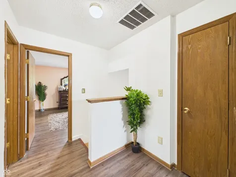 6505 Hazelhatch Drive Indianapolis IN 46268