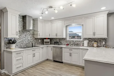 6400 Avalon Boulevard Avon IN 46123