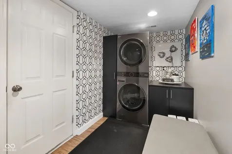 6400 Avalon Boulevard Avon IN 46123