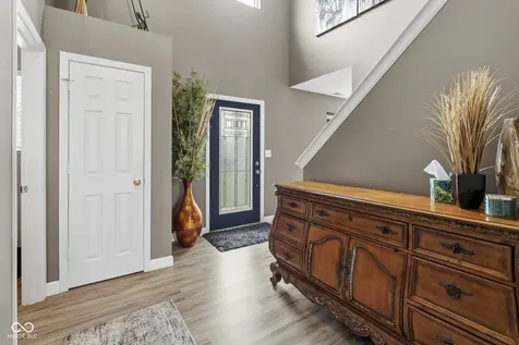 6400 Avalon Boulevard Avon IN 46123