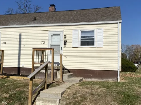702 W 23rd Street Anderson IN 46016