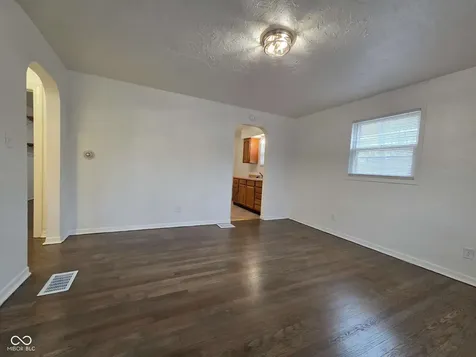 702 W 23rd Street Anderson IN 46016