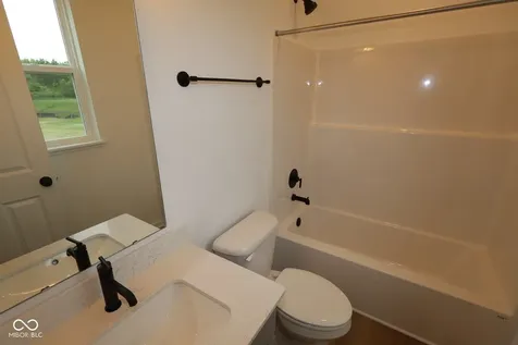 9929 Redwood Peak Lane Indianapolis IN 46259