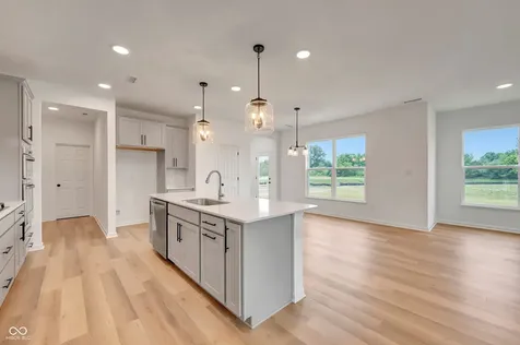 9929 Redwood Peak Lane Indianapolis IN 46259