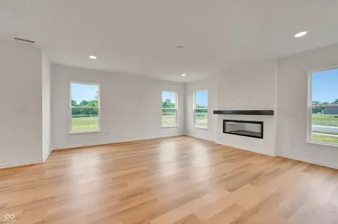 9929 Redwood Peak Lane Indianapolis IN 46259